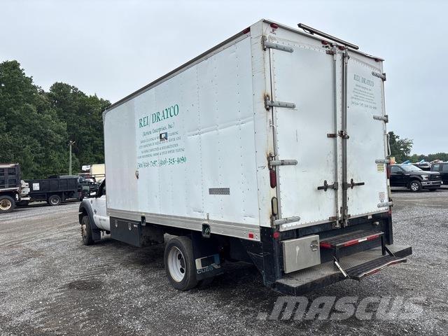 Ford F-550 Camion cassonati