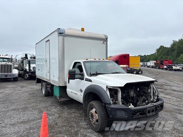 Ford F-550 Camion cassonati