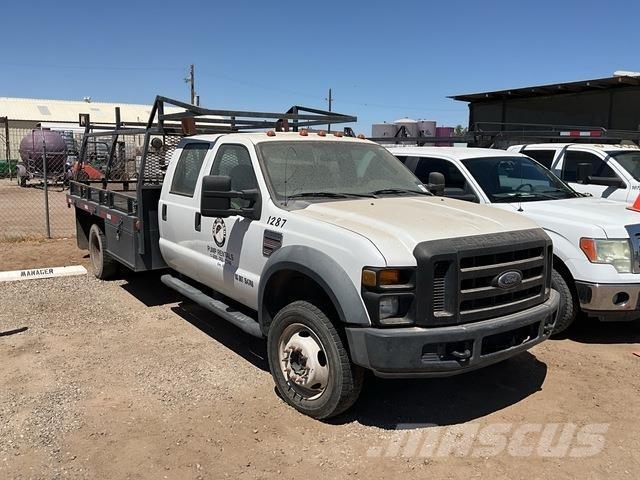 Ford F-550 Camion con sponde ribaltabili