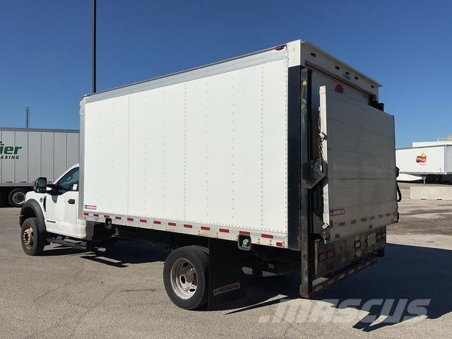 Ford F-550 Camion cassonati