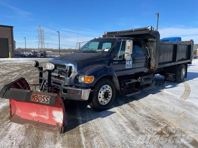 Ford F-650 Lame spazzaneve e aratri
