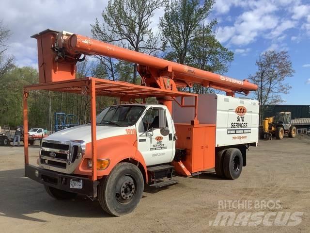 Ford F-650 Piattaforme autocarrate
