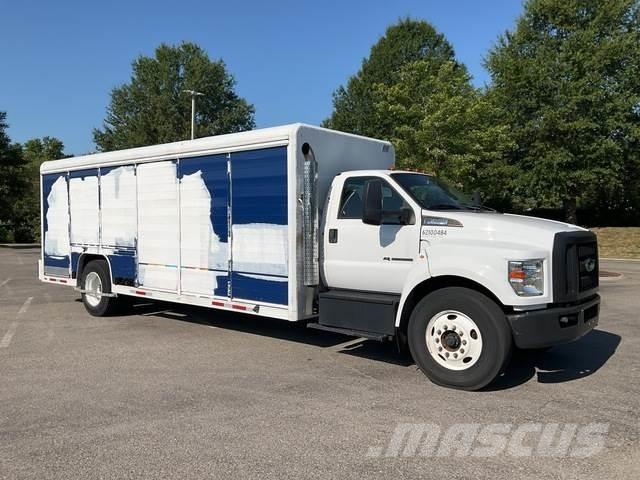 Ford F-650 Camion per la consegna bevande