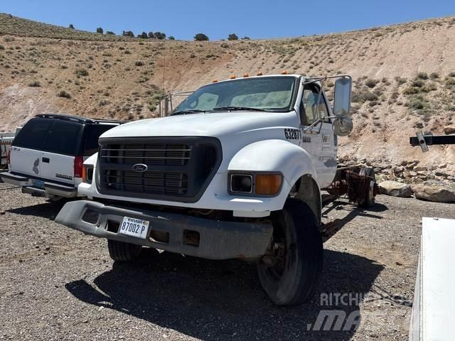 Ford F-650 Cabine e interni