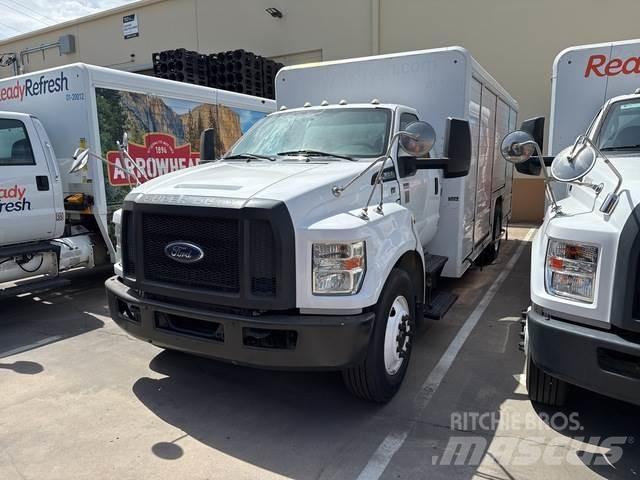 Ford F-650 Camion per la consegna bevande
