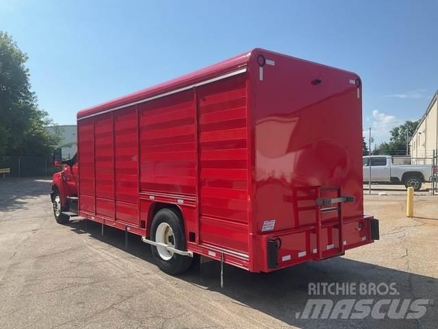 Ford F-650 Camion per la consegna bevande