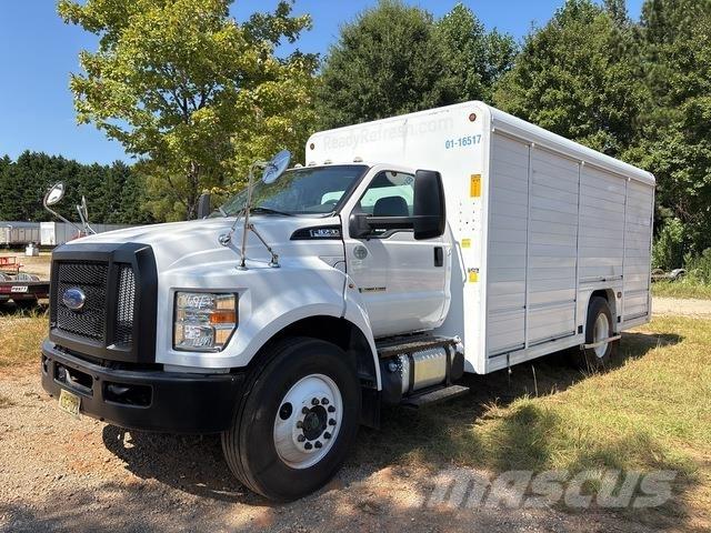 Ford F-650 Camion per la consegna bevande