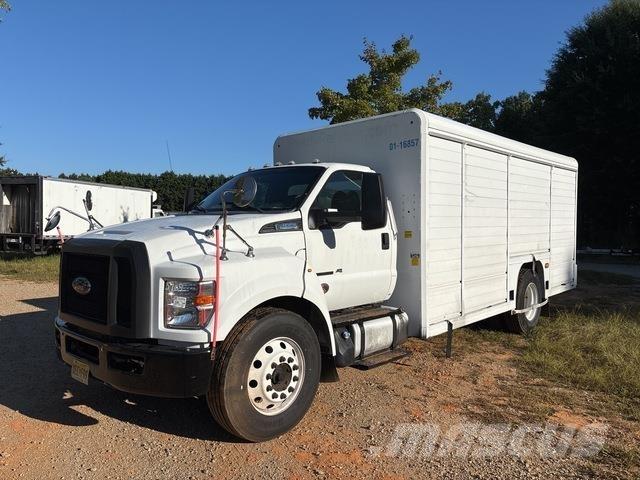 Ford F-650 Camion per la consegna bevande