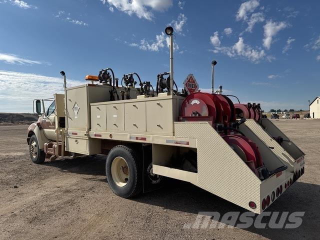 Ford F-650 Cisterna