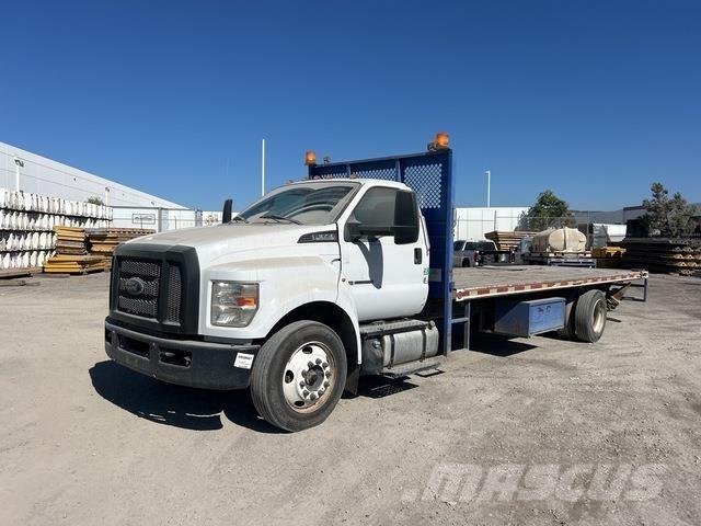 Ford F-650 Camion con sponde ribaltabili