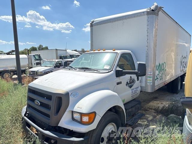 Ford F-750 Camion cassonati