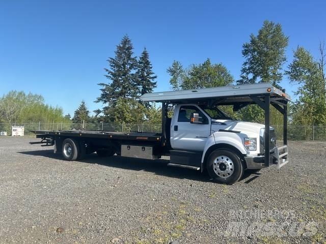 Ford F-750 Carroattrezzi