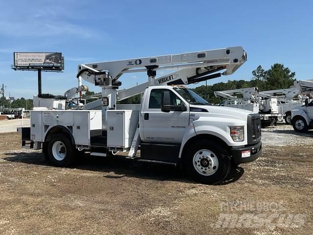 Ford F-750 Piattaforme autocarrate