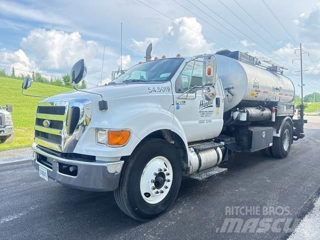 Ford F-750 Betoniere
