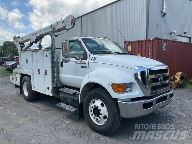 Ford F-750 Pick up/Fiancata ribaltabile