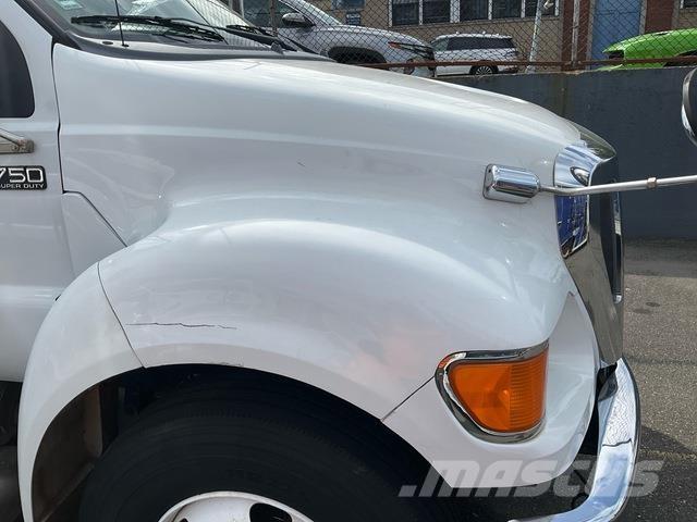 Ford F-750 Camion per la consegna bevande