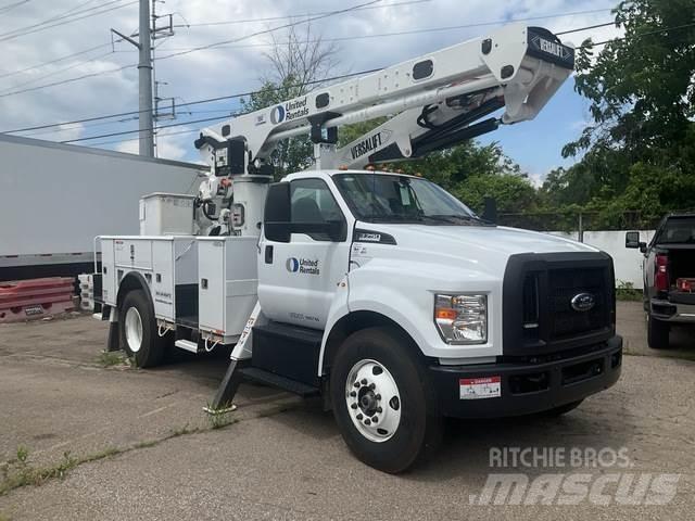 Ford F-750 Piattaforme autocarrate