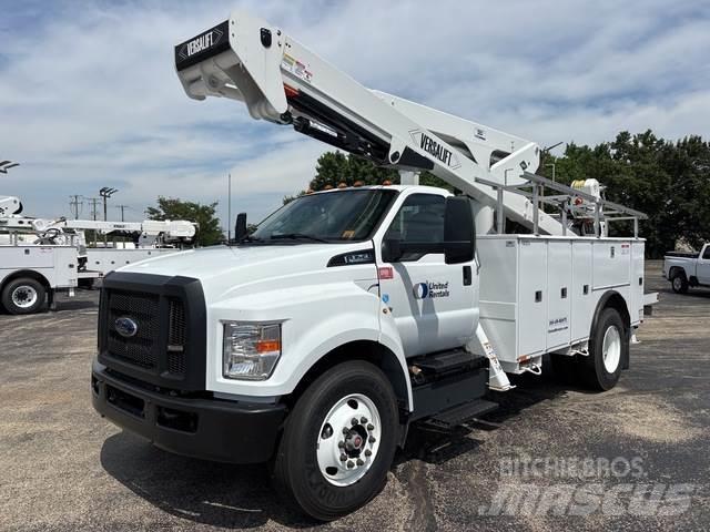 Ford F-750 Piattaforme autocarrate