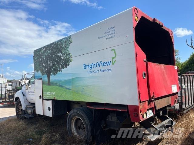 Ford F-750 Autocarri per segatura e cippato