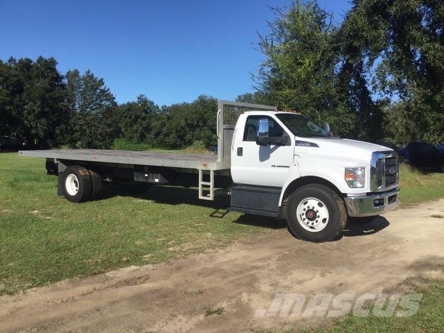 Ford F-750 Camion con sponde ribaltabili