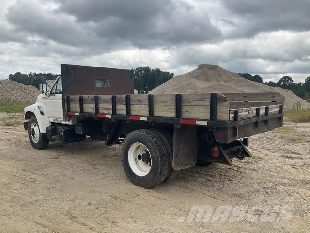 Ford F-800 Camion ribaltabili