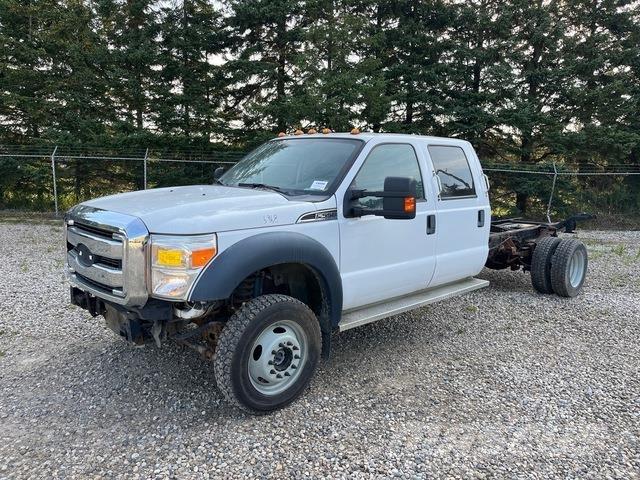 Ford F550 Cabine e interni
