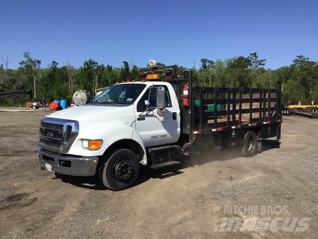 Ford F650 Camion con sponde ribaltabili