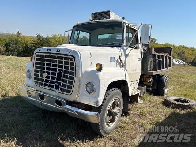 Ford F7000 Camion ribaltabili