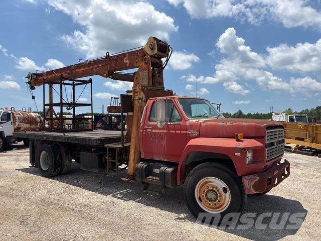 Ford F800F Camion altro