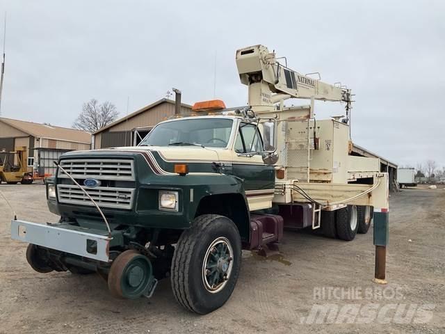 Ford FT900F Camion altro