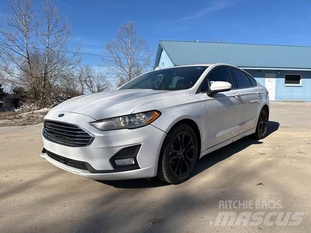 Ford Fusion Auto