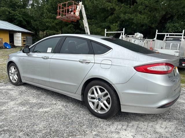 Ford Fusion Auto