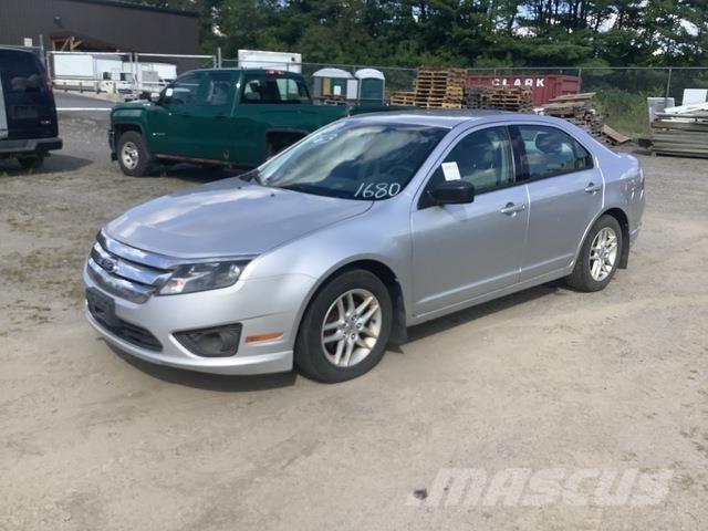 Ford Fusion S Auto
