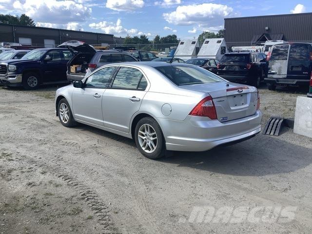 Ford Fusion S Auto