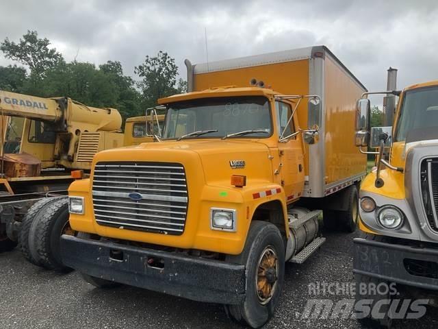 Ford L8000F Camion cassonati