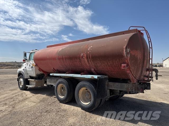 Ford L9000 Autocisterne