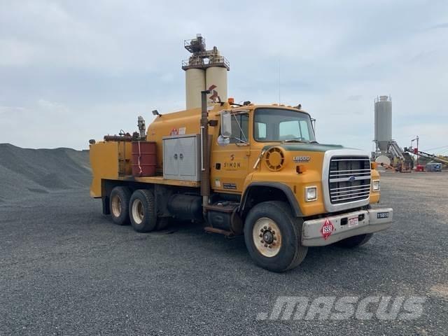Ford LNT8000 Cisterna