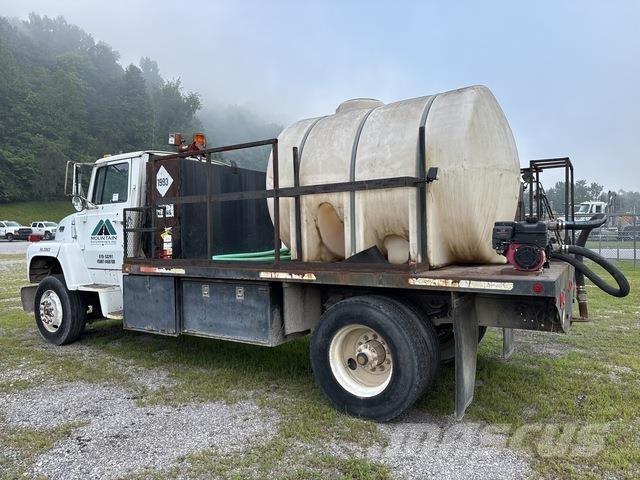 Ford LNT8000 Cisterna