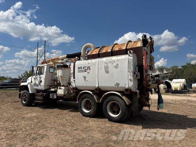 Ford LNT8000F Escavatori cingolati