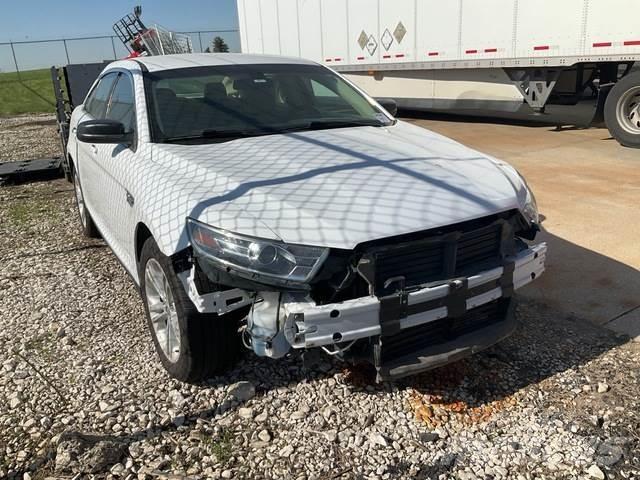 Ford Taurus Auto