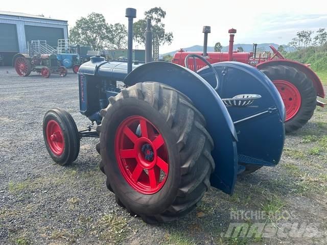 Fordson  Costruzioni - Altro