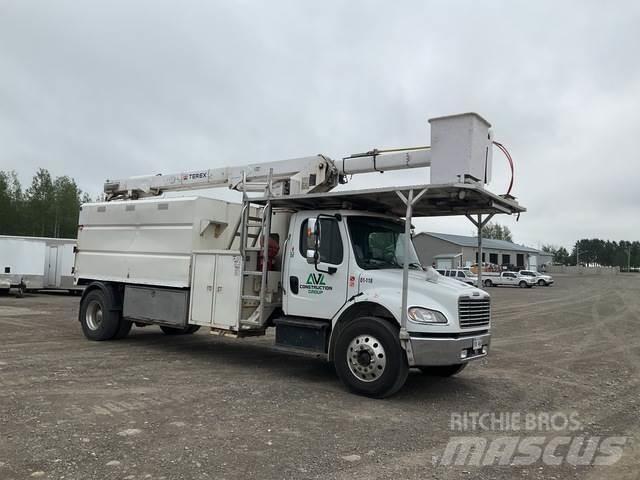 Freightliner  Piattaforme autocarrate