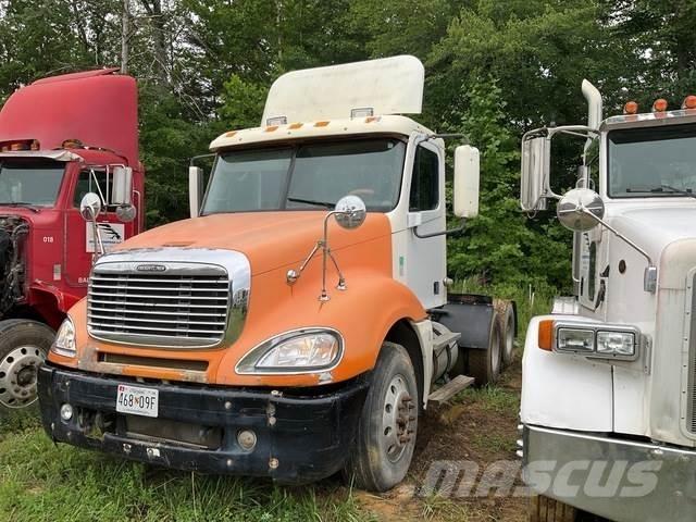 Freightliner  Motrici e Trattori Stradali