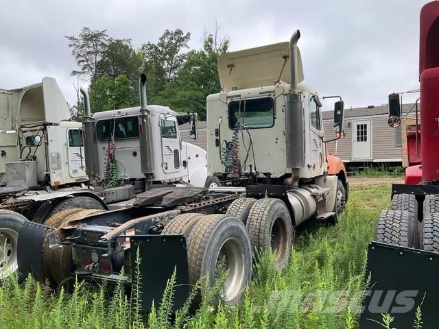 Freightliner  Motrici e Trattori Stradali