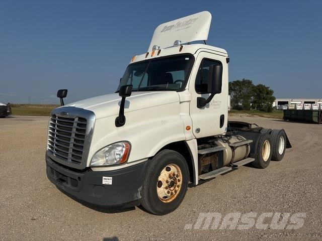 Freightliner  Motrici e Trattori Stradali