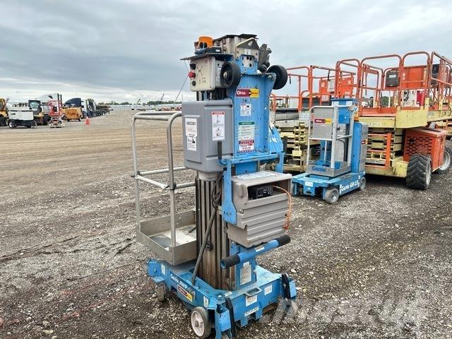 Genie AWP-30S Sollevatori verticali