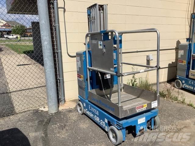 Genie GR-20 Sollevatori verticali