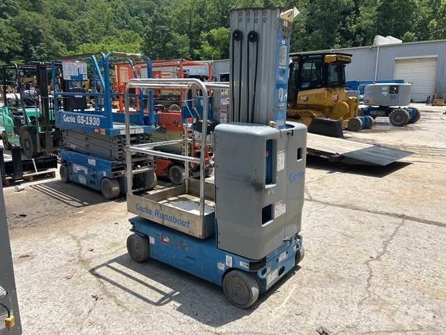 Genie GR-20 Sollevatori verticali