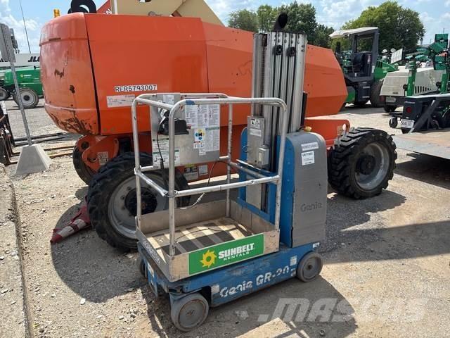 Genie GR-20 Sollevatori verticali