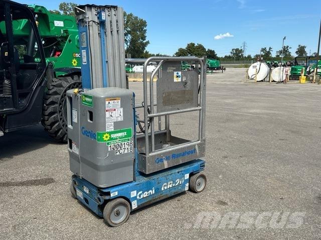 Genie GR-20 Sollevatori verticali